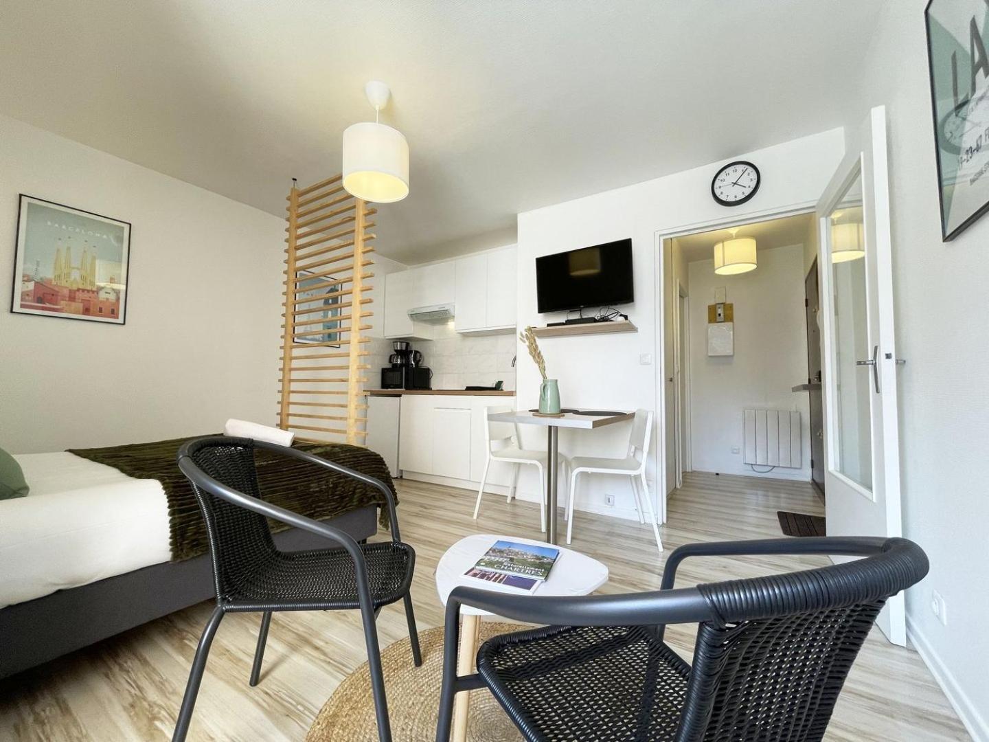 La Parenthese Chartraine Apartment Chartres Bagian luar foto